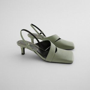 ZARA LEATHER SQUARE TOE HEELS